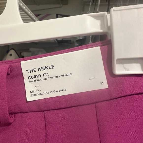 Ann Taylor Pants - Ann Taylor Fuchsia Ankle Pants